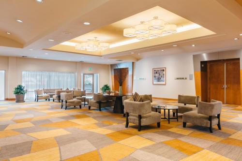 Crowne Plaza San Francisco Airport an IHG Hotel - image 2