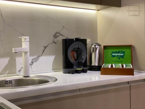 Art of Living Luxury suite two Art of Living Luxury suite two