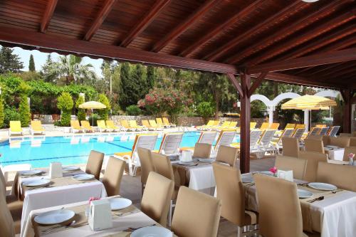 Restaurant, Natur Garden Hotel in Bitez
