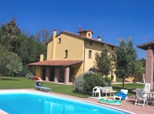 Accommodation in Santa Maria a Monte