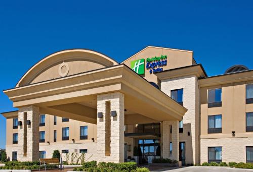 Photo - Holiday Inn Express Hotel & Suites Wichita Falls, an IHG Hotel