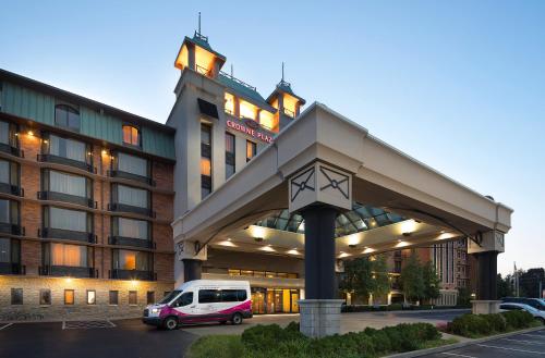 Crowne Plaza Louisville Airport Expo Center, an IHG Hotel