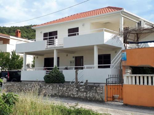 Holiday House