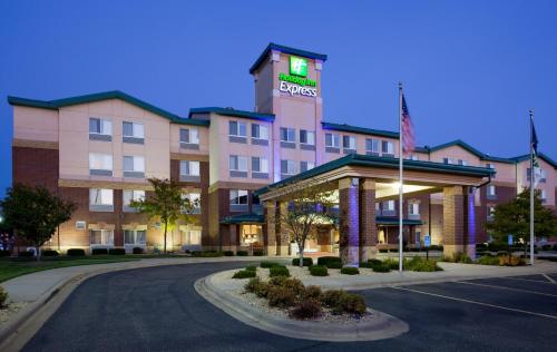 Holiday Inn Express Hotel & Suites-St. Paul, an IHG Hotel