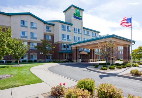 Holiday Inn Express Hotel & Suites-St. Paul, an IHG Hotel