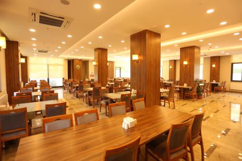 Oytun Park Hotel in Barbaros