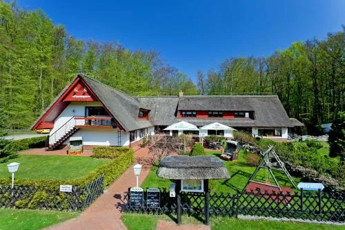 Restaurant & Hotel Baumhaus Hagen in Sassnitz, Deutschland