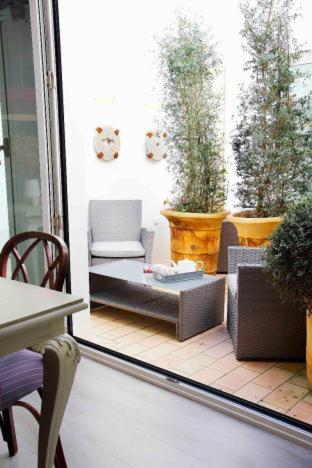 Overland Suites Catedral - image 3