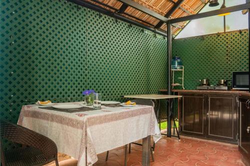 Firefly Homestay by Vista Rooms