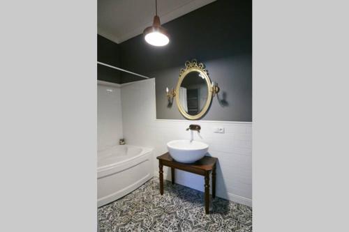 Klimatyczny Apartament DE LUX dla 4 osob Chorzow Katowice
