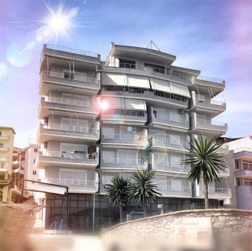 Royal Queen and King Luxury apartment - image 4