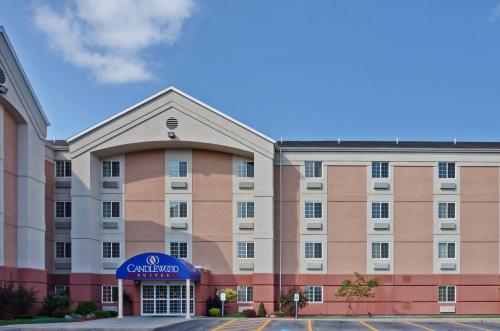 Candlewood Suites Syracuse-Airport, an IHG hotel - Hotel - North Syracuse