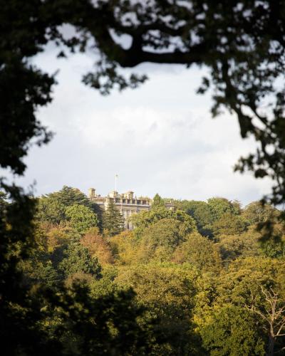 Carr Cottage near Meanwood Valley Trail