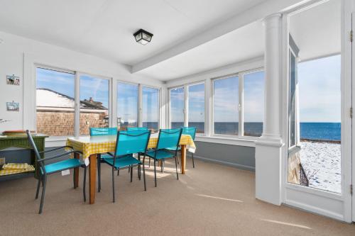 Andrews Point Ocean Home in Rockport, USA