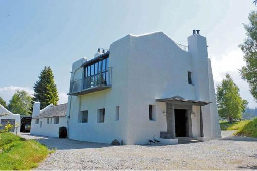 The Artist's Cottage, , Highlands