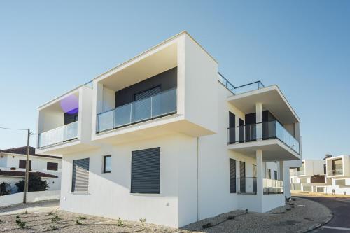 Janelas de Salir- Holiday Apartments - By SCH - image 13