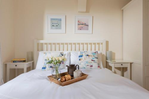 Waves Apartment St Ives - image 4