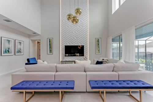 Solara Villa with Private Pool Spa and Gameroom villa - image 5
