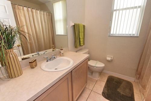 Delightful 5 Bdm Villa with private pool villa - image 5