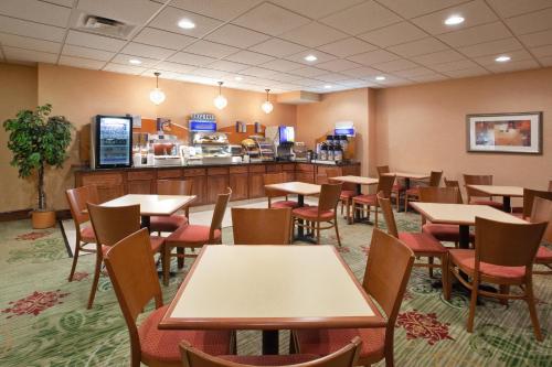 Holiday Inn Express Hotel & Suites Cleveland-Streetsboro, an IHG Hotel