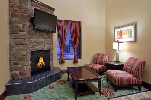 Holiday Inn Express Hotel & Suites Cleveland-Streetsboro, an IHG Hotel