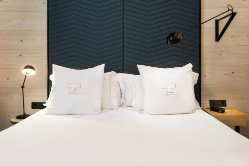 One Shot Tabakalera House - image 5