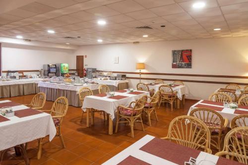 Best Western Hotel Dom Bernardo - image 11