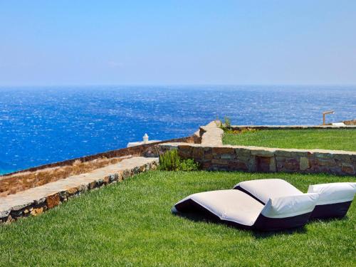  Ano Mera Villa Sleeps 6 Pool Air Con WiFi in Elia