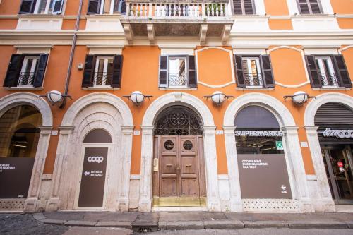 Trevi Fountain Superior 3 bdr apartment, Roma (foto 3)
