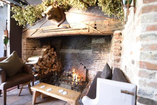 The Woolpack Inn - image 13