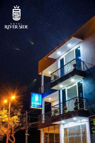 Hotel River Side in San Martín