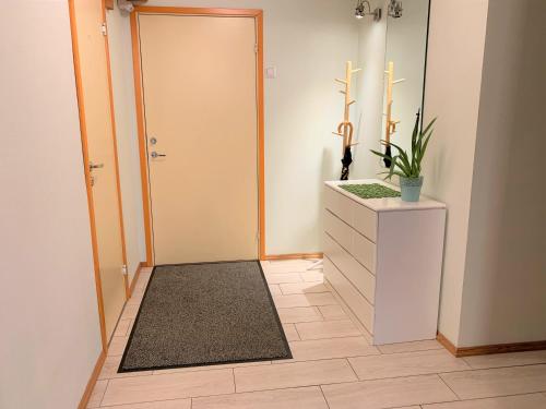 City center Raua apartment with balcony, Tallinn (foto 6)