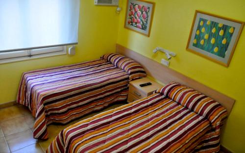 Double or Twin Room image 4