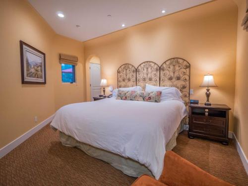 Su Nido Inn Room Type - Luxury Suite 3