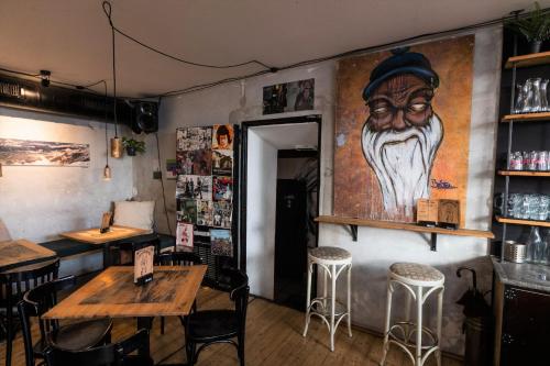 Montagu Hostel & Bar – Innsbruck, IL