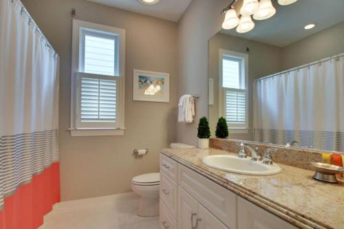 45 Ocean Point - main image