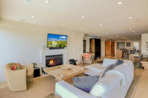 1403 Ocean Club - image 6