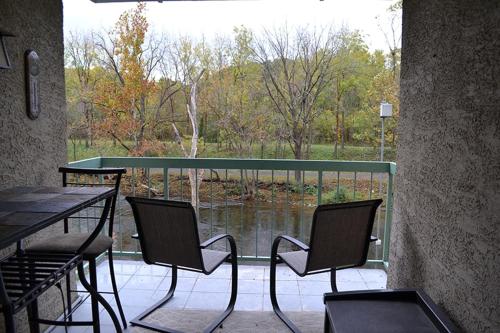 River Place Condos #407 2BD Pigeon Forge