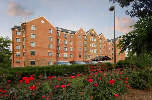 Staybridge Suites Tysons - McLean