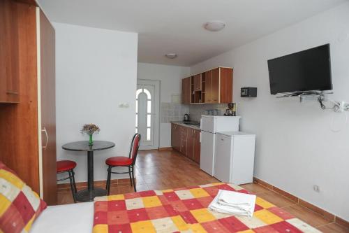 Apartments NATALI - with pool