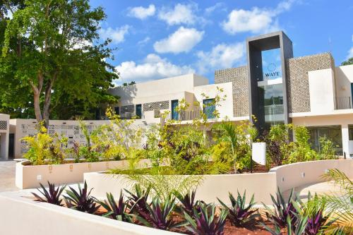 Exterior view, Waye Valladolid Centro - Sustainable, Authentic Experiences & Pet Friendly Boutique Hotel in Valladolid