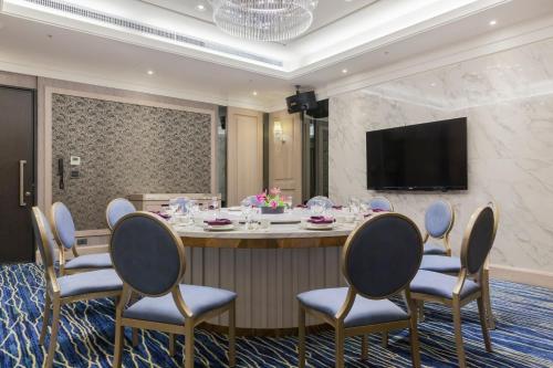 مطعم, Saint Art Hotel in يون لين