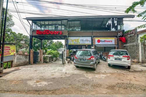 RedDoorz Plus near Akademi Kepolisian Semarang 3