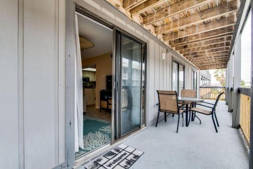 Sandy Shores West Unit 202 - image 6