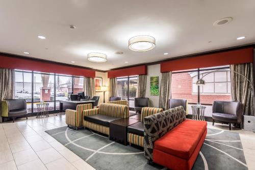 ทัศนียภาพภายนอกโรงแรม, Holiday Inn - Indianapolis Downtown By IHG near ไวท์ริเวอร์สเตทพาร์ค