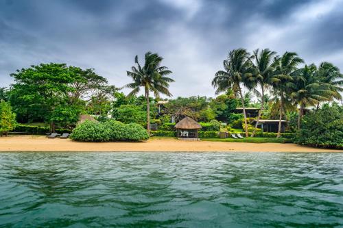 Coconut Grove Beachfront Cottages