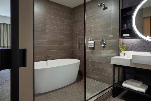 234776272 Kimpton Sawyer Hotel by IHG
