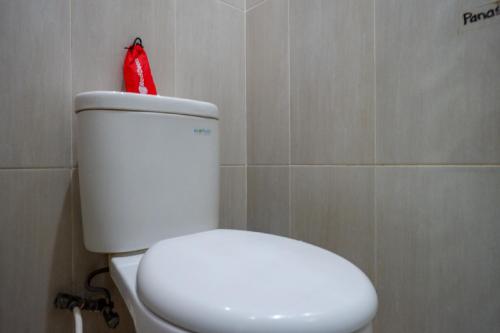 RedDoorz @ Hotel Bravo Pantai Kamali Bau Bau - 화장실