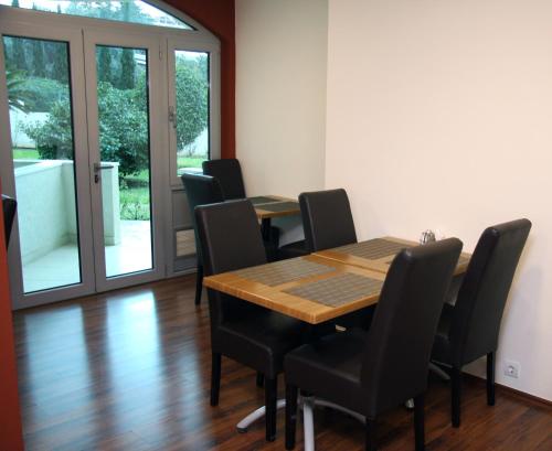Vila V Lux Apartments - image 11