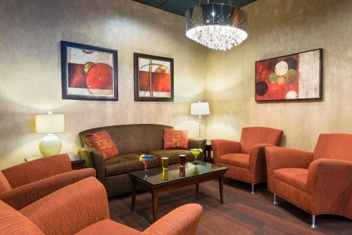 Holiday Inn Knoxville West - Cedar Bluff, an IHG Hotel